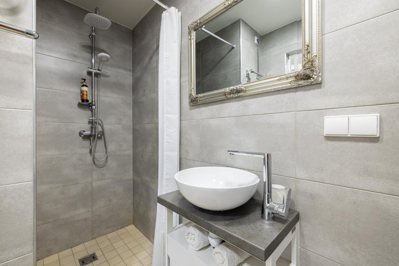 Dharma Stay Apartamentai Su Terasa Ir Vaizdu I Miesta Telšiai Εξωτερικό φωτογραφία