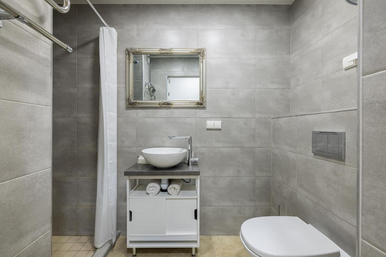 Dharma Stay Apartamentai Su Terasa Ir Vaizdu I Miesta Telšiai Εξωτερικό φωτογραφία