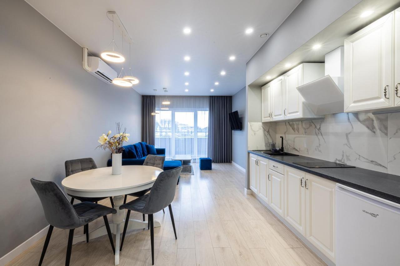 Dharma Stay Apartamentai Su Terasa Ir Vaizdu I Miesta Telšiai Εξωτερικό φωτογραφία