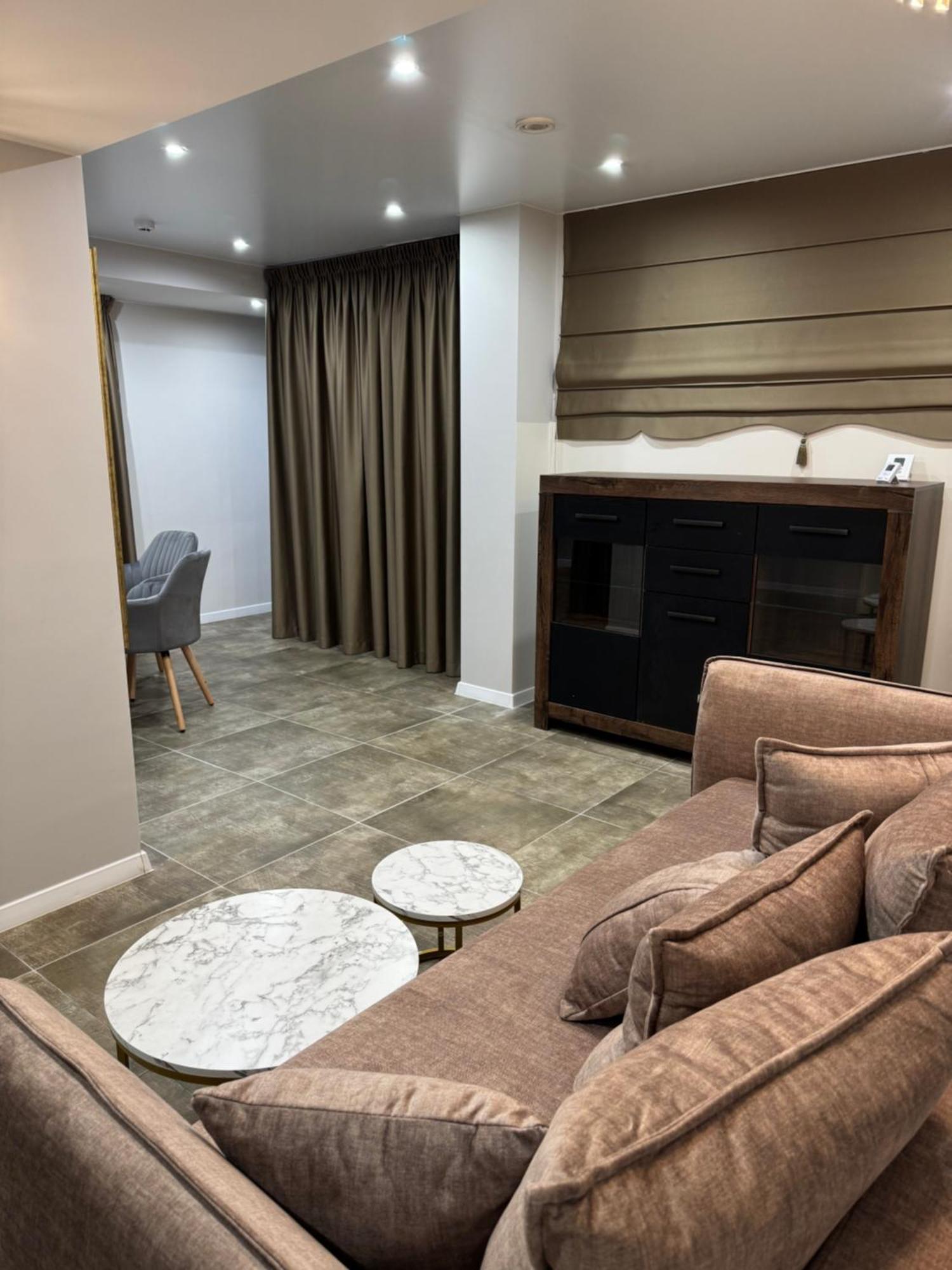 Dharma Stay Apartamentai Su Terasa Ir Vaizdu I Miesta Telšiai Εξωτερικό φωτογραφία